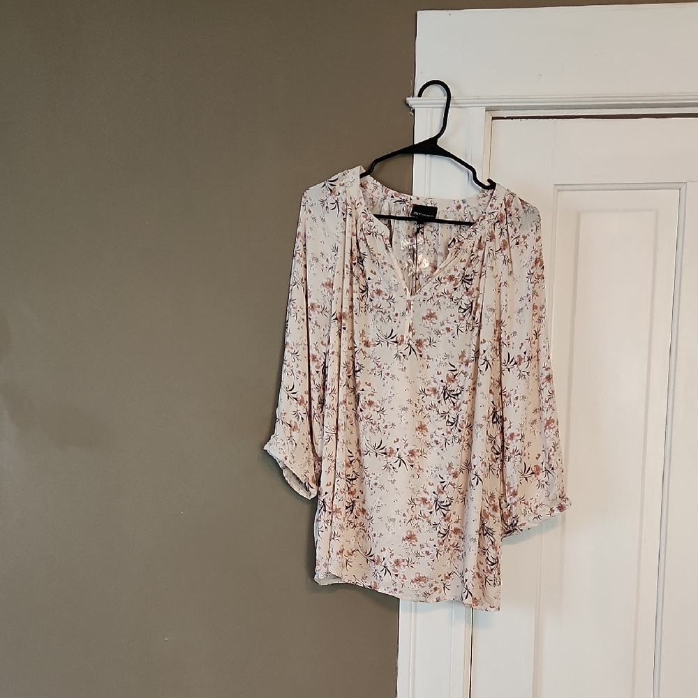 NWT Floral Women's Top - Cream and Brown
